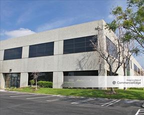 La Palma Business Center - 4123-4125 East La Palma Avenue