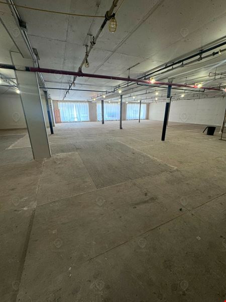 10,000 SF | 2886 3rd Avenue | Second Floor Office Space With Wrap Around Frontage For Lease