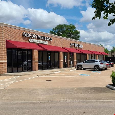Retail space for Rent at T & C Plaza in Houston