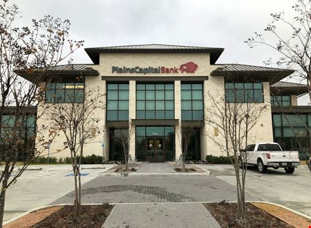 Office space for Rent at PlainsCapital Bank Building in Arlington