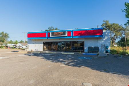 201 E 2nd St