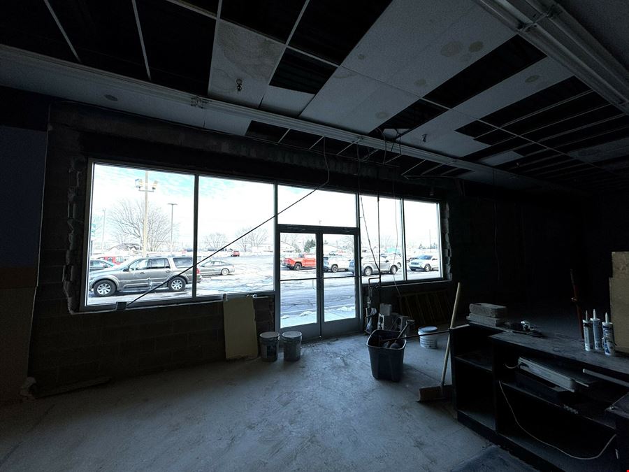 760 - 780 North Broadway