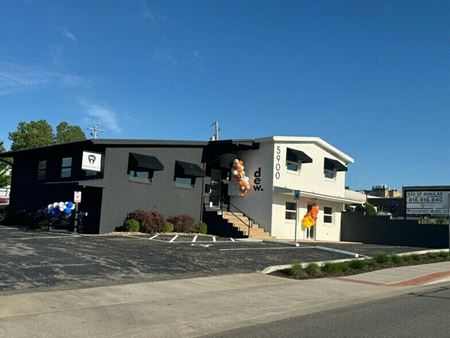 Retail space for Rent at The Mod Pod in Shawnee