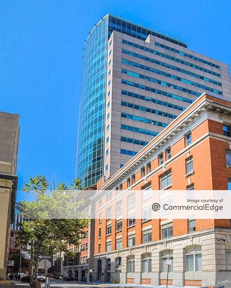 Commercial space at Redwood Tower in Baltimore