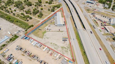 Commercial space at 300 N Highway 35 in Gregory