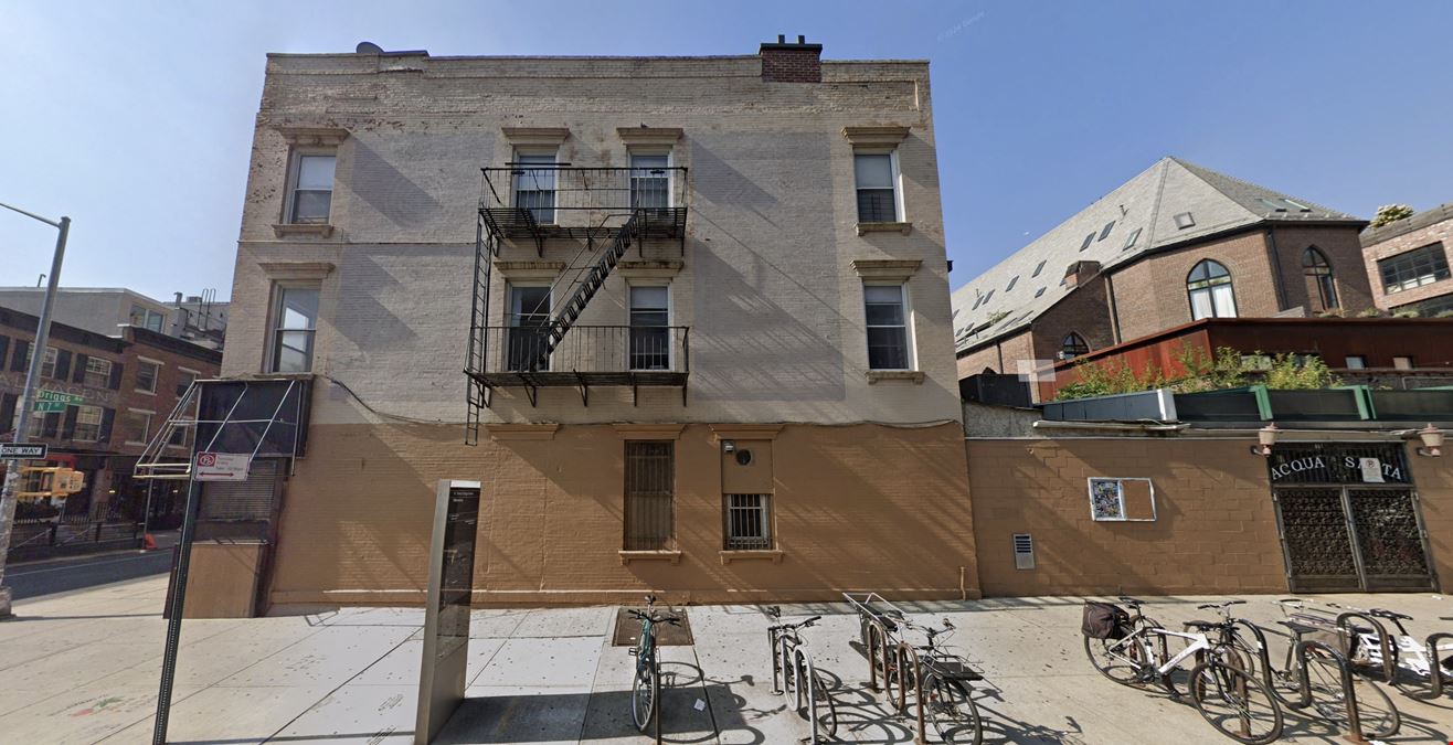 556 Driggs Ave