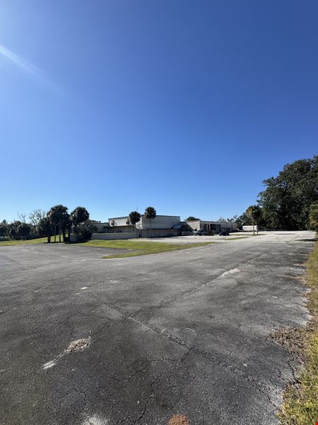 Deland Industrial with Executive Offices