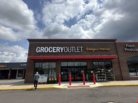 Retail space for Rent at Parma Plaza in Parma