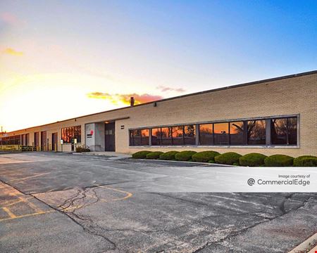Industrial space for Rent at 3600 West Pratt Avenue in Lincolnwood