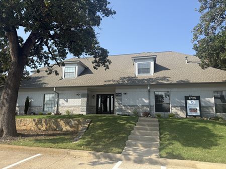 Office space for Rent at 1721-1725 E Southlake Blvd in Southlake