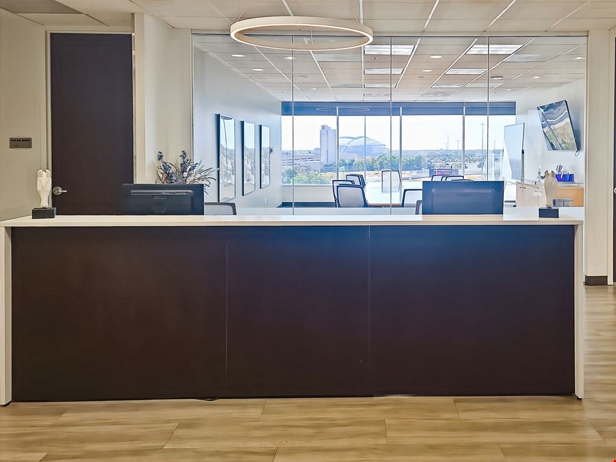 Regus - Arlington - Ballpark Way
