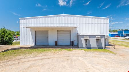 Albany Commercial Center