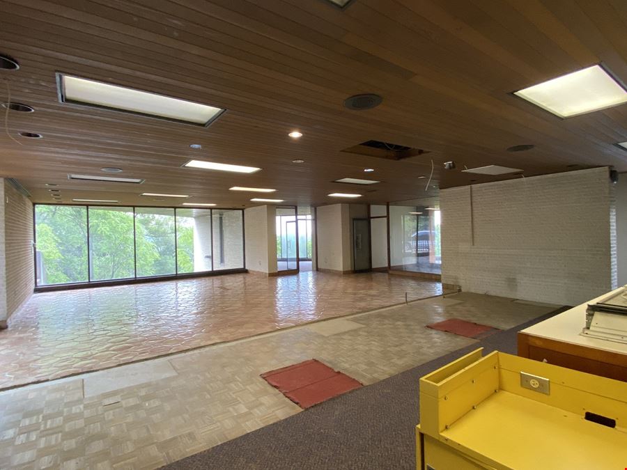 For Sale or Lease | 10,505 SF Office or Residential Conversion
