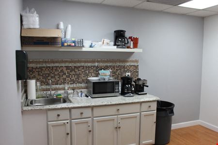 Miami Airport Center - Corner Office/Warehouse for Lease