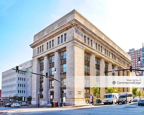 Monumental Life Building