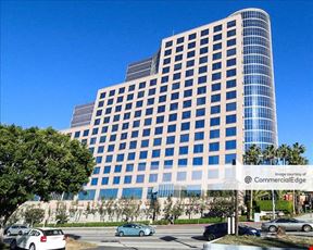 Playa District - 6701 Center Drive