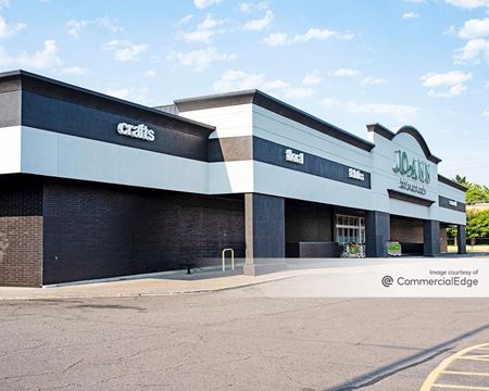 Retail space for Rent at Tigard Plaza in Tigard