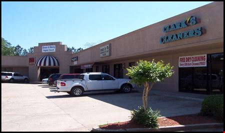 Elton Place Shopping Center