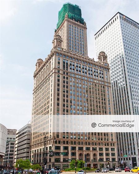 Office space for Rent at The Jewelers Building in Chicago