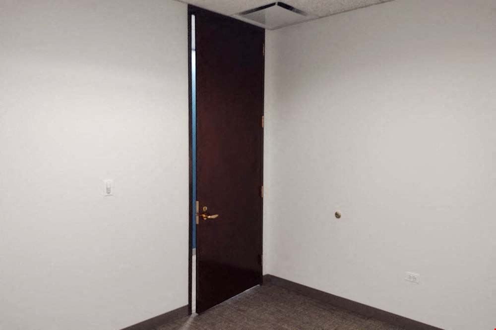 Workstyle Flexible Spaces - 3030 Warrenville Road