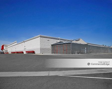 Retail space for Rent at 5001 Madison Avenue in Sacramento