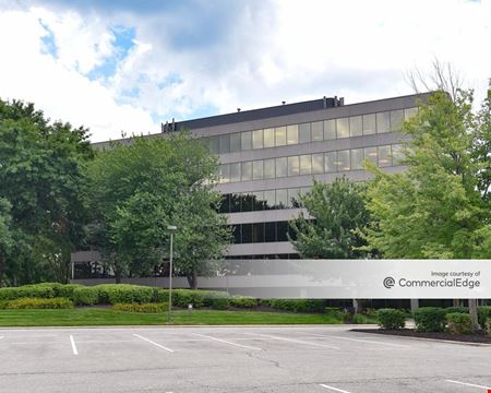 Office space for Rent at 34 Corporate Woods in Overland Park
