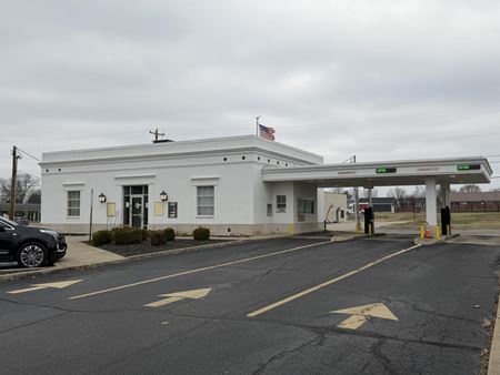 Retail space for Sale at 404 Solida Road in South Point