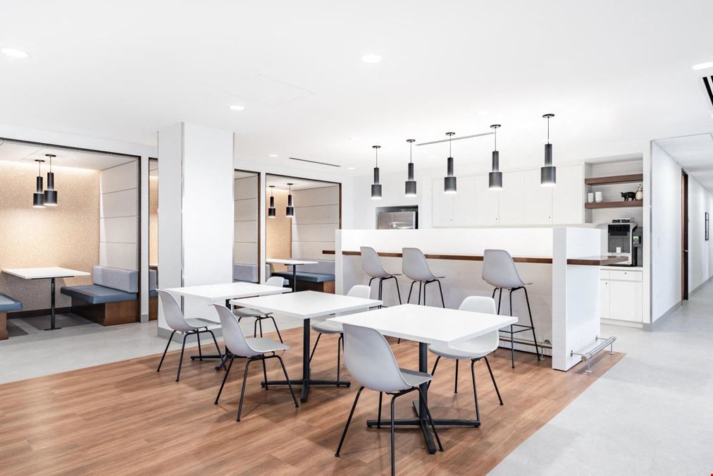 Regus - O'Hare Rosemont