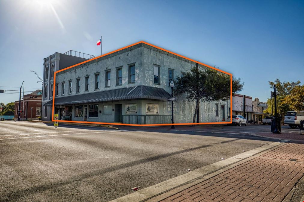 214 E Main St