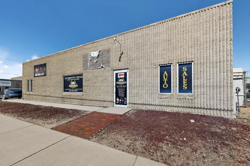 PREMIER MULTI TENANT INDUSTRIAL COMPLEX