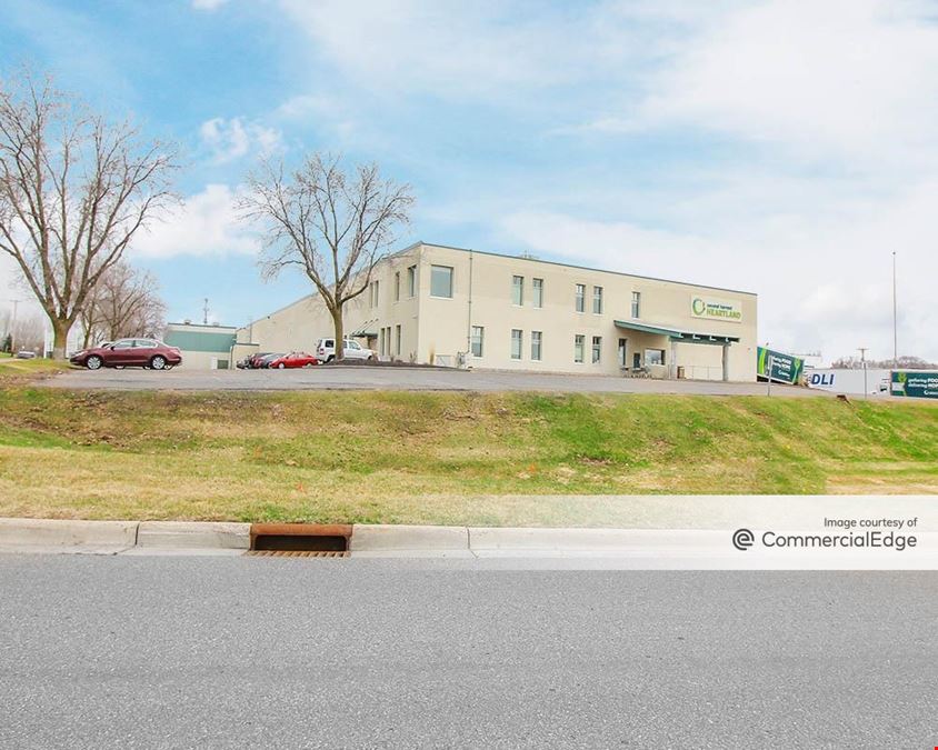 1140 Gervais Ave East