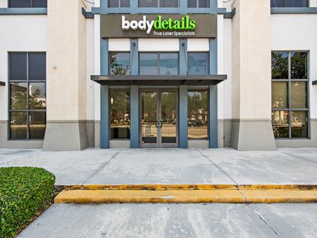 Commercial space at Federal Highway Fronting Retail in Fort Lauderdale