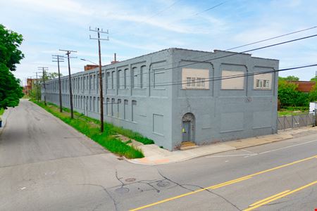 Commercial space at 6501 Mack Ave in Detroit