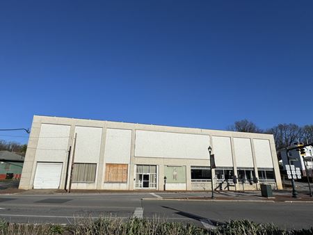 Retail space for Sale at The Coca-Cola Building in Staunton