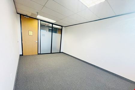 Workstyle Flexible Spaces - 8330-8360 Lyndon B Johnson Fwy