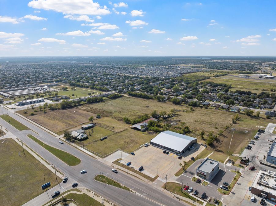 124 Old Waco Rd