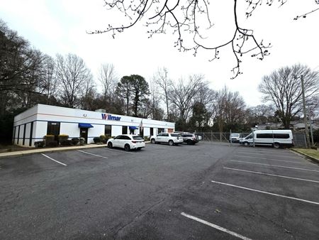 Office space for Rent at 3336 Washburn Ave in Charlotte