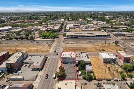 2 N Main St