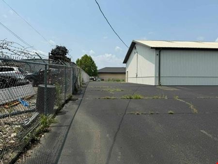 Warehouse Shop for Sale - National Turnpike