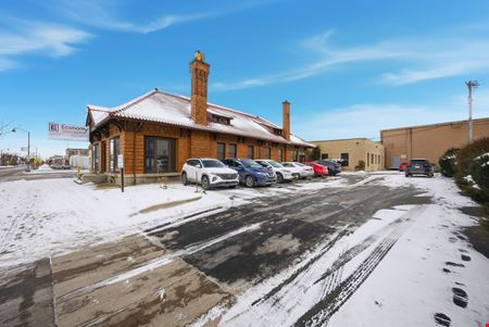 1175 E Main St