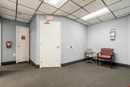 5180 E Main St, Suite E2
