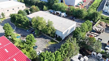 Industrial space for Rent at Freestanding Warehouse with IOS in Sterling