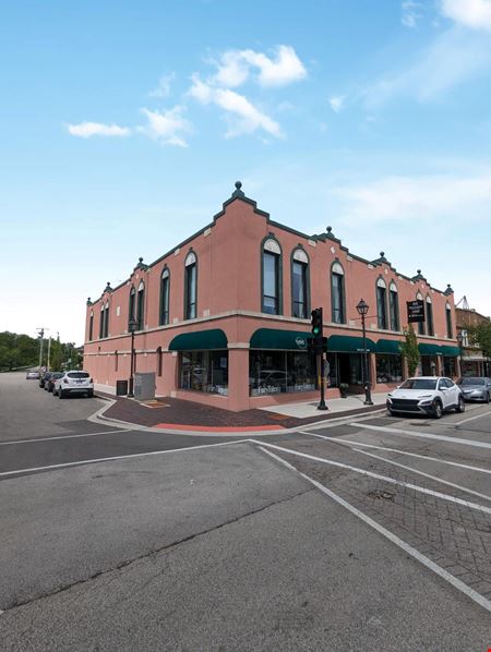 Office space for Rent at Loft Suite Unit Available in Downtown Lombard in Lombard