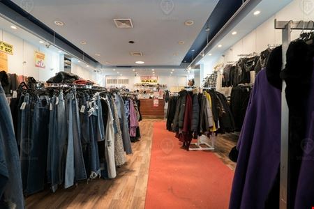 1,400 - 3,900 SF | 39 Graham Ave | Retail and Office Space for Lease
