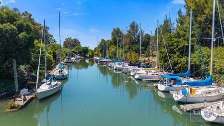 Other space for Sale at 102 Slip Marina on 5 acres in Walnut Grove