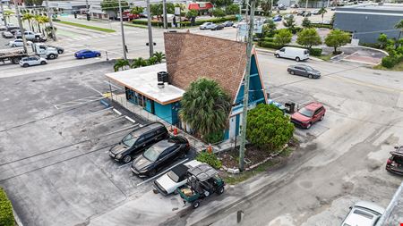4390 N Dixie Hwy