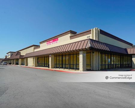 Retail space for Rent at Ming Around the Corner in Bakersfield