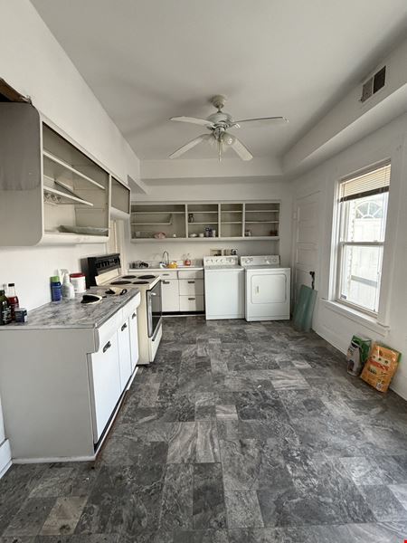 1706 & 1708 Woodville Rd