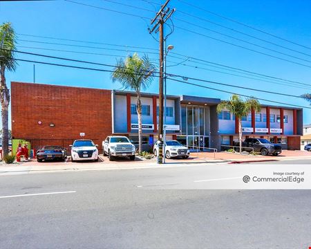 Commercial space at 3467-3479 Kurtz Street in San Diego