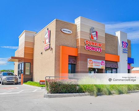 Retail space for Rent at Spring Creek Village in Dallas